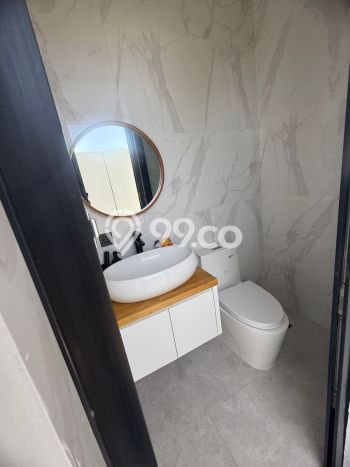 For Sale Vila di , Dimensi 200m2m², Lingkungan Asri For Sale Vila di , Dimensi 200m2m², Lingkungan Asri