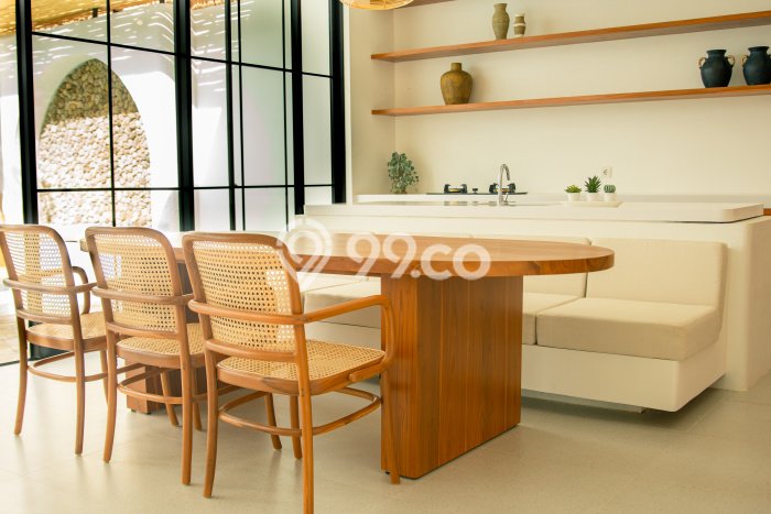 Tempat Strategis! Vila Kawasan , Luas 257m2m², Area Asri dan aman Tempat Strategis! Vila Kawasan , Luas 257m2m², Area Asri dan aman
