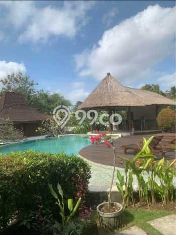 HARGA MENARIK! Vila Kawasan , Area 2060m2m², Kawasan Tenang dan aman HARGA MENARIK! Vila Kawasan , Area 2060m2m², Kawasan Tenang dan aman