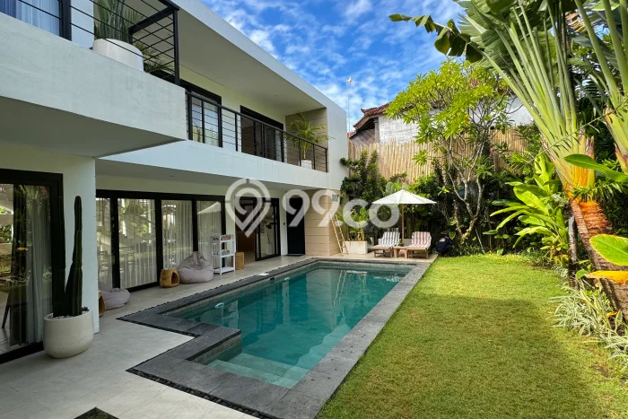 For Sale Vila Kawasan , Luas 460m2m², Lokasi Strategis For Sale Vila Kawasan , Luas 460m2m², Lokasi Strategis