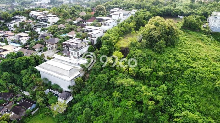 Tanah Kavling Dijual di Uluwatu, Badung dengan Luas Tanah 12500m2 Tanah Kavling Dijual di Uluwatu, Badung dengan Luas Tanah 12500m2