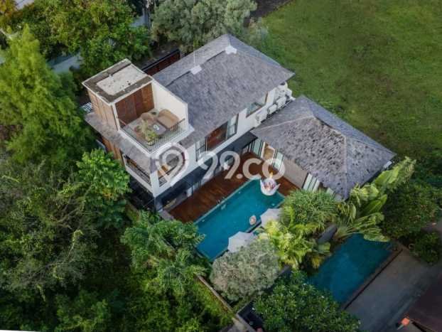 KESEMPATAN EMAS! Vila Kawasan , Dimensi 360m2m², Lokasi Eksklusif dengan keamanan terjaga KESEMPATAN EMAS! Vila Kawasan , Dimensi 360m2m², Lokasi Eksklusif dengan keamanan terjaga