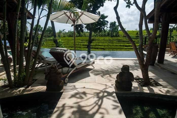 HARGA TERBAIK! Vila Kawasan , Area 950m2m², Area Strategis HARGA TERBAIK! Vila Kawasan , Area 950m2m², Area Strategis