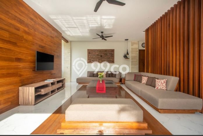 Vila di , Area 680m2m², Akses ke Pusat Kota Vila di , Area 680m2m², Akses ke Pusat Kota