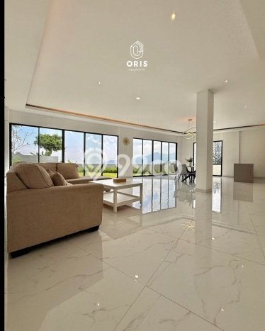 Kesempatan Terbaik! Vila Kawasan , Luas 925m2m², Posisi Strategis dekat dengan beragam fasilitas Kesempatan Terbaik! Vila Kawasan , Luas 925m2m², Posisi Strategis dekat dengan beragam fasilitas