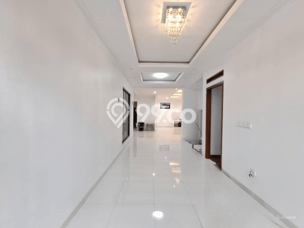 Ready to Use! Luxury House LT 126m2 Desain Elegan di Singgasana Ready to Use! Luxury House LT 126m2 Desain Elegan di Singgasana