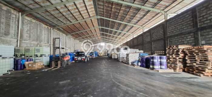 Unit Gudang Dijual di Bandung LT 2680m2 & LB 1500m2 Unit Gudang Dijual di Bandung LT 2680m2 & LB 1500m2