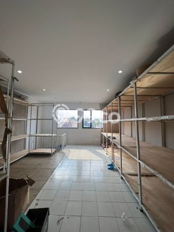 Ruko Bagus Dijual LB 300m2 Lokasi Strategis Bandung Area Cocok untuk Bisnis Ruko Bagus Dijual LB 300m2 Lokasi Strategis Bandung Area Cocok untuk Bisnis