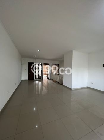 Ruko Bagus Dijual LB 300m2 Lokasi Strategis Bandung Area Cocok untuk Bisnis Ruko Bagus Dijual LB 300m2 Lokasi Strategis Bandung Area Cocok untuk Bisnis