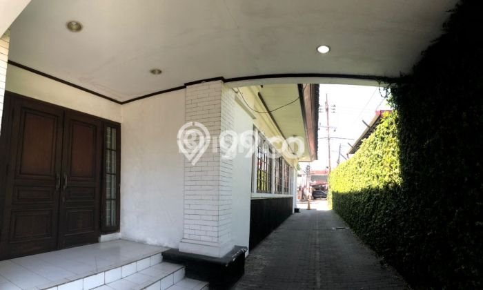 LOKASI PREMIUM! Komersial di , Luas 648m2m², Area Bisnis LOKASI PREMIUM! Komersial di , Luas 648m2m², Area Bisnis