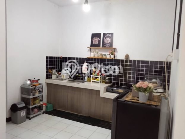 Rumah Luas Asri 5 KT Siap Huni di Manukan Surabaya Rumah Luas Asri 5 KT Siap Huni di Manukan Surabaya