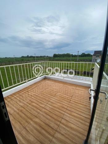 Rumah Sederhana Dijual di Tulangan 2 Kamar dengan LT 72m2 Rumah Sederhana Dijual di Tulangan 2 Kamar dengan LT 72m2