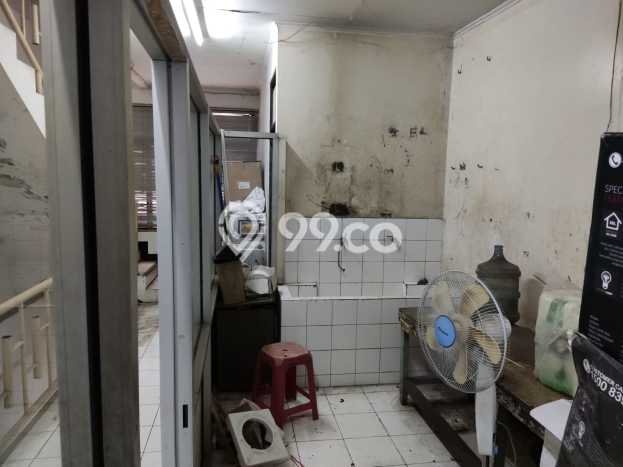 Ruko Dijual di Bandung LT 84m2 & LB 300m2 Lokasi Terbaik! Ruko Dijual di Bandung LT 84m2 & LB 300m2 Lokasi Terbaik!