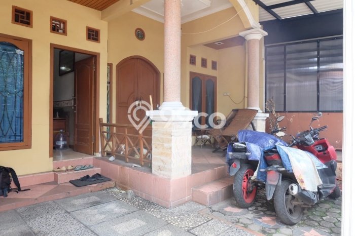 For Sale Rumah 4 Kamar Lokasi Ideal Bagus dan Strategis di Arcamanik For Sale Rumah 4 Kamar Lokasi Ideal Bagus dan Strategis di Arcamanik