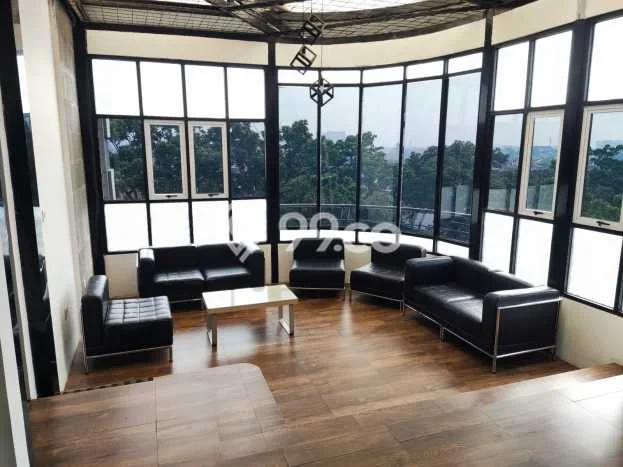 FOR RENT! Ruko di Supratman Cocok untuk Bisnis 384m2 FOR RENT! Ruko di Supratman Cocok untuk Bisnis 384m2