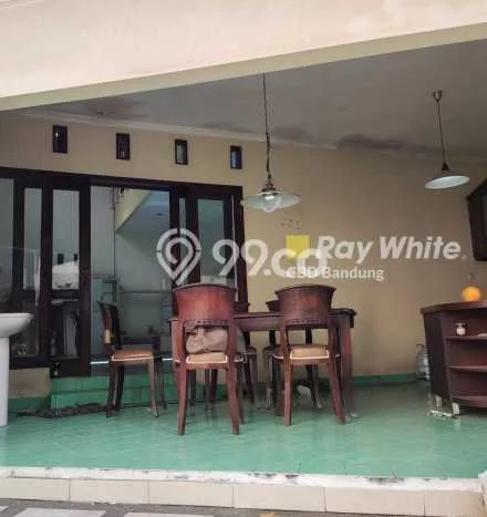 Ready to Use! Premium House LT 360m2 Desain Elegan di Geger Kalong Ready to Use! Premium House LT 360m2 Desain Elegan di Geger Kalong