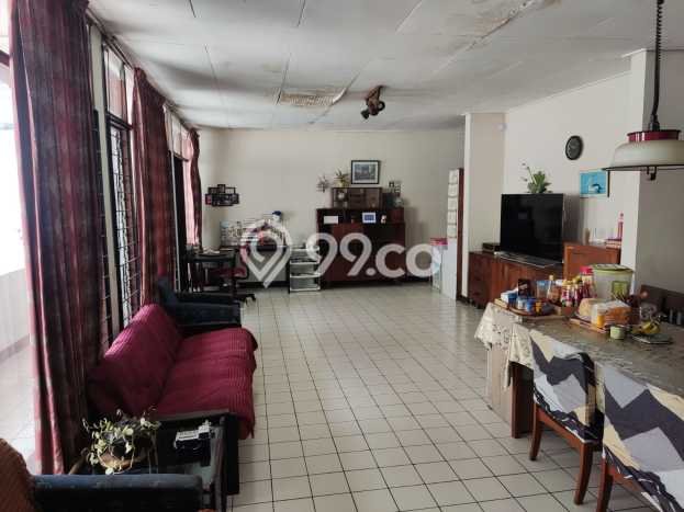For Sale! Luxury House LT 362m2 Desain Elegan di Setra Sari For Sale! Luxury House LT 362m2 Desain Elegan di Setra Sari