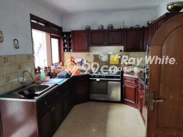 Dijual Rumah Premium dengan Fasilitas Sekitar Lengkap di Coblong, Bandung Dijual Rumah Premium dengan Fasilitas Sekitar Lengkap di Coblong, Bandung