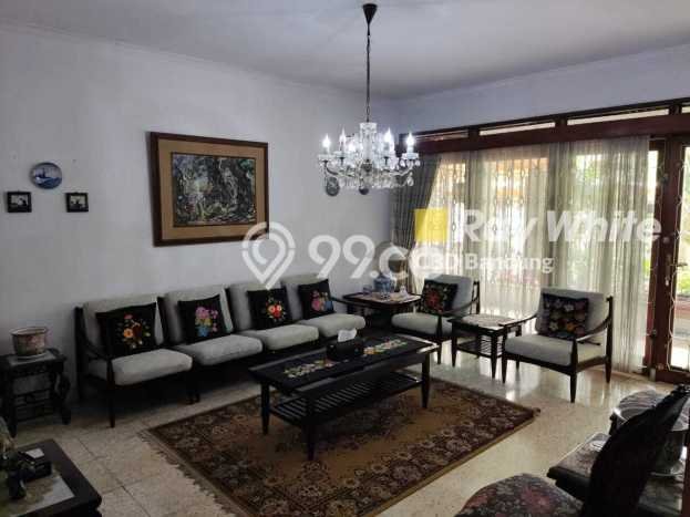 Dijual Rumah Premium dengan Fasilitas Sekitar Lengkap di Coblong, Bandung Dijual Rumah Premium dengan Fasilitas Sekitar Lengkap di Coblong, Bandung