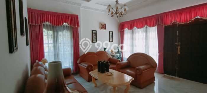 Rumah Elit Modern Tanpa Renovasi di Manyar Surabaya Rumah Elit Modern Tanpa Renovasi di Manyar Surabaya