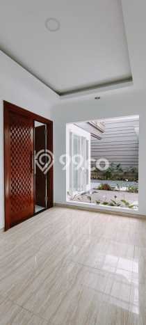 For Sale! Premium House LT 327m2 Desain Modern di Pakuwon City For Sale! Premium House LT 327m2 Desain Modern di Pakuwon City