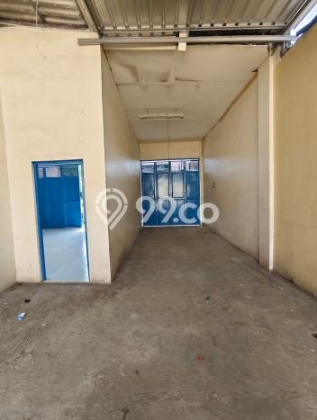 Unit Gudang Disewakan di Ngagel di Area Ramai & Strategis Unit Gudang Disewakan di Ngagel di Area Ramai & Strategis
