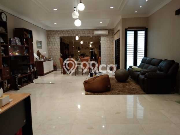 Rumah Mewah LB 500m2 Siap Huni Desain Elegan di Permata Buana, Jakarta Barat Rumah Mewah LB 500m2 Siap Huni Desain Elegan di Permata Buana, Jakarta Barat