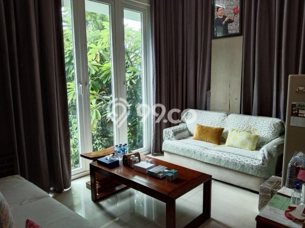 Rumah Luxury Modern Siap Huni di Puri Indah Jakarta Barat Rumah Luxury Modern Siap Huni di Puri Indah Jakarta Barat