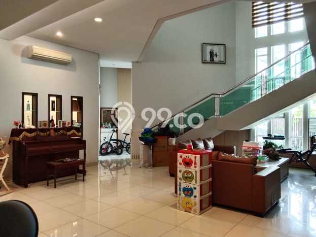 For Sale! Luxury House LT 255m2 Desain Modern di Puri Indah For Sale! Luxury House LT 255m2 Desain Modern di Puri Indah