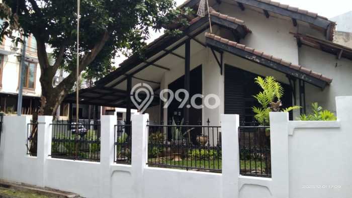 Rumah Elit LB 300m2 Siap Huni Desain Elegan di Puri Indah, Jakarta Barat Rumah Elit LB 300m2 Siap Huni Desain Elegan di Puri Indah, Jakarta Barat