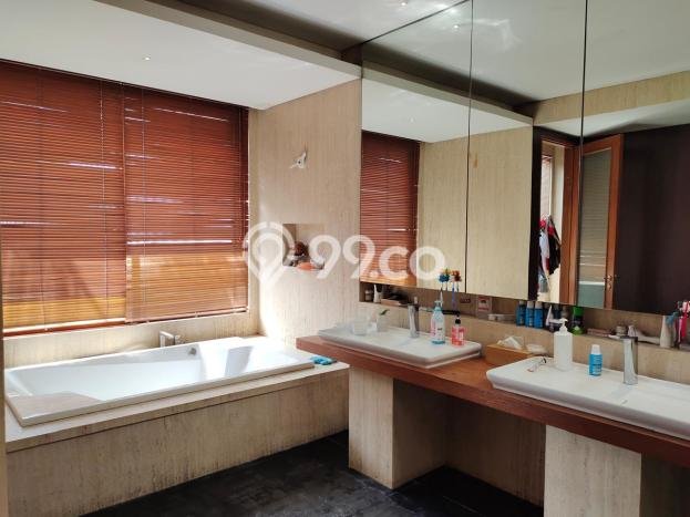 Jual Rumah Mewah Elegan Dengan View Cantik di Permata Buana, Jakarta Barat Jual Rumah Mewah Elegan Dengan View Cantik di Permata Buana, Jakarta Barat