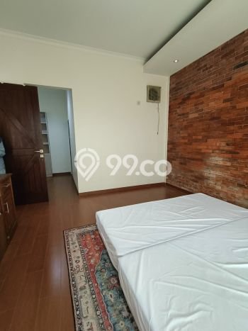 Lokasi strategis! Rumah siap huni disewakan di Tebet LB 180m2 Lokasi strategis! Rumah siap huni disewakan di Tebet LB 180m2