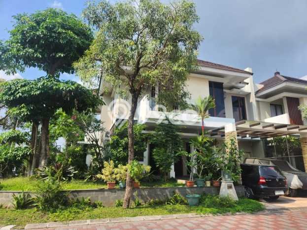 Jual Rumah Mewah Megah Dengan View Cantik di Condong Catur, Sleman Jual Rumah Mewah Megah Dengan View Cantik di Condong Catur, Sleman