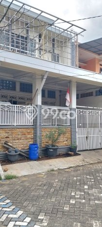 Rumah Luas Asri 3 KT Siap Huni di Harapan Indah Bekasi Rumah Luas Asri 3 KT Siap Huni di Harapan Indah Bekasi