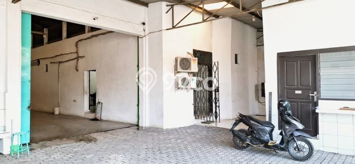 FOR RENT! Gudang di Kaligawe Cocok untuk Bisnis 3000m2 FOR RENT! Gudang di Kaligawe Cocok untuk Bisnis 3000m2
