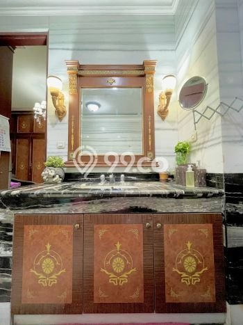 Jual Rumah Mewah Elegan Dengan View Eksklusif di Lebak Bulus, Jakarta Selatan Jual Rumah Mewah Elegan Dengan View Eksklusif di Lebak Bulus, Jakarta Selatan