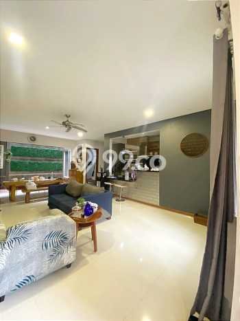 Ready to Use! Premium House LT 150m2 Desain Elegan di Bintaro Ready to Use! Premium House LT 150m2 Desain Elegan di Bintaro