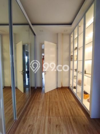 Rumah Elit Modern Siap Huni di Sektor 9-Bintaro Tangerang Selatan Rumah Elit Modern Siap Huni di Sektor 9-Bintaro Tangerang Selatan