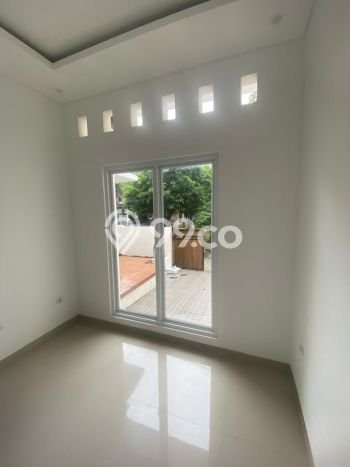 Rumah Luas Asri 3 KT Siap Huni di Graha Raya Tangerang Selatan Rumah Luas Asri 3 KT Siap Huni di Graha Raya Tangerang Selatan