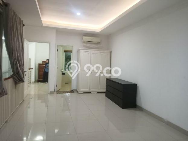 Rumah Luxury Modern Siap Huni di Sektor 7-Bintaro Tangerang Selatan Rumah Luxury Modern Siap Huni di Sektor 7-Bintaro Tangerang Selatan
