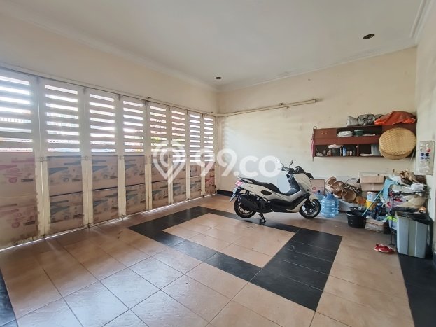 Rumah Elit Modern Tanpa Renovasi di Sektor 3 - Bintaro Tangerang Selatan Rumah Elit Modern Tanpa Renovasi di Sektor 3 - Bintaro Tangerang Selatan