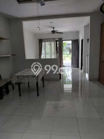 Rumah Sewa Tangerang Selatan LT 116m2 LB 118m2 Area Graha Raya Rumah Sewa Tangerang Selatan LT 116m2 LB 118m2 Area Graha Raya