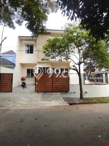 Rumah Luas Asri 3 KT Siap Huni di Sektor 9-Bintaro Tangerang Selatan Rumah Luas Asri 3 KT Siap Huni di Sektor 9-Bintaro Tangerang Selatan