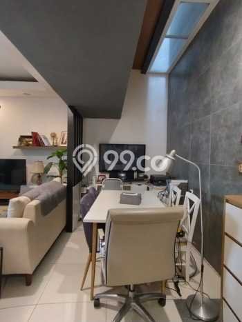 Rumah Luas Asri 4 KT Siap Huni di Bintaro Tangerang Selatan Rumah Luas Asri 4 KT Siap Huni di Bintaro Tangerang Selatan