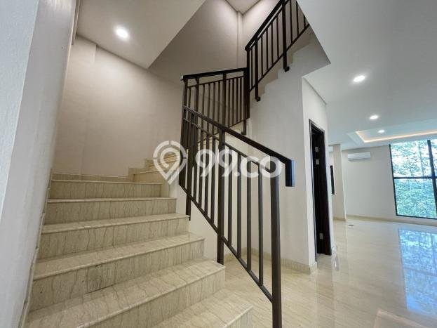Hunian Elit LB 292m2 Siap Pakai Desain Elegan di Pondok Indah, Jakarta Selatan Hunian Elit LB 292m2 Siap Pakai Desain Elegan di Pondok Indah, Jakarta Selatan