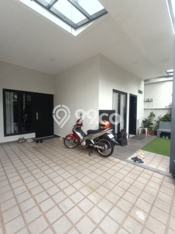 Rumah Elit Modern Tanpa Renovasi di Pondok Gede Bekasi Rumah Elit Modern Tanpa Renovasi di Pondok Gede Bekasi
