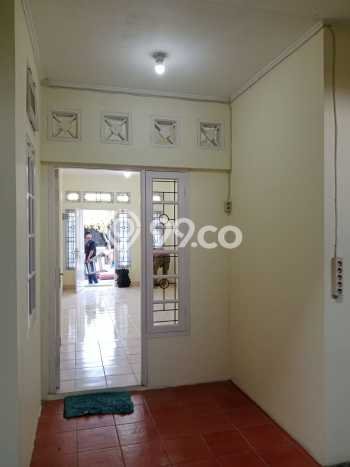Rumah Minimalis 3 KT LT 120m2 di Graha Raya Rumah Minimalis 3 KT LT 120m2 di Graha Raya