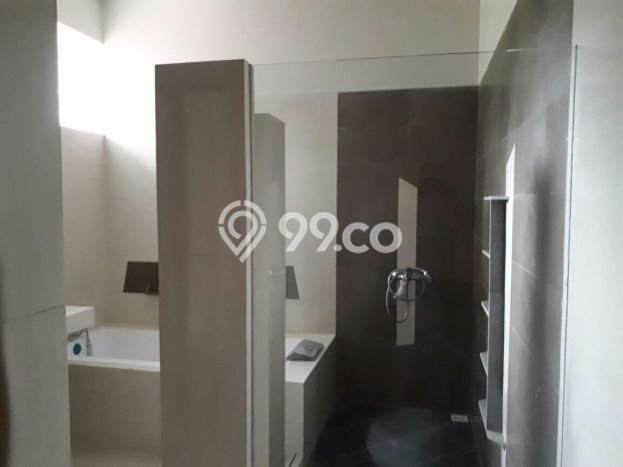 Rumah Elit LB 360m2 Siap Pakai Desain Elegan di Sektor 9-Bintaro, Tangerang Selatan Rumah Elit LB 360m2 Siap Pakai Desain Elegan di Sektor 9-Bintaro, Tangerang Selatan
