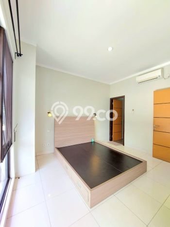 Ready to Use! Luxury House LT 135m2 Desain Modern di Sektor 9-Bintaro Ready to Use! Luxury House LT 135m2 Desain Modern di Sektor 9-Bintaro