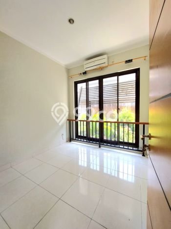 Ready to Use! Luxury House LT 135m2 Desain Modern di Sektor 9-Bintaro Ready to Use! Luxury House LT 135m2 Desain Modern di Sektor 9-Bintaro